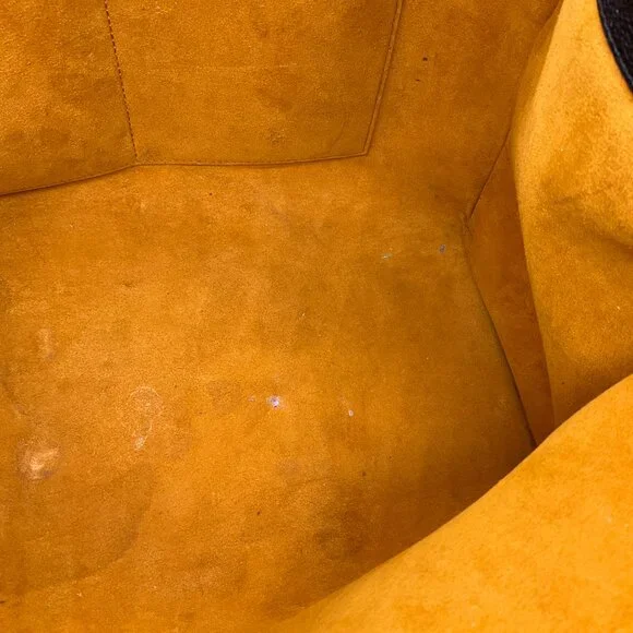 Louis Vuitton Black Monogram Empreinte Leather OnTheGo Handbag - Picture 14 of 15